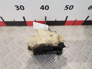 замок двери передней правой Volkswagen Passat B6 2007, 1.9 л., МКПП, универсал, 3C2837016A