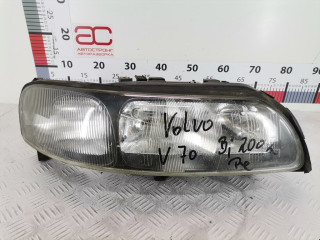 фара правая Volvo V70 2 поколение 2003, 2.4 л., МКПП, универсал, 30698840