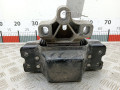 подушка крепления КПП Volkswagen Caddy 3 поколение 2008, 1.9 л., АКПП, фургон, 1K0199555Q - фото №3