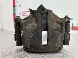 суппорт передний правый Ford Mondeo 3 поколение 2001, 1.8 л., МКПП, универсал, 1500662
