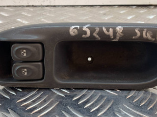 блок управления стеклоподъемниками Renault Scenic 1 поколение [рестайлинг] 2003, 1.9 л., дизель, МКПП, минивэн, 7700431172