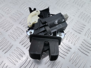 замок багажника Volkswagen Passat B6 2010, 2.0 л., МКПП, седан, 4F5827505D