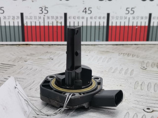 датчик уровня масла Volkswagen 2000, 2.0 л., МКПП, универсал, 1J0907660B