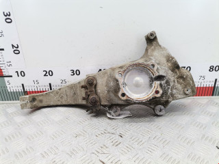 кулак поворотный правый BMW 5 серия F07/F10/F11 2011, 3.0 л., МКПП, седан, 31216775770