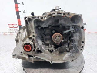 КПП механическая (МКПП) Renault Clio 4 поколение 2014, 1.2 л., МКПП, хетчбэк 5 дв., 320109666R