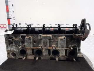 головка блока цилиндров Fiat Sedici 1 поколение 2006, 1.9 л., МКПП, хетчбэк 5 дв., 71738878