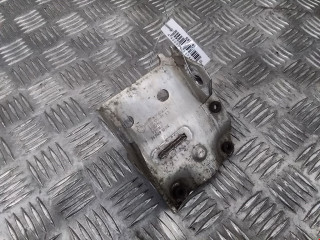 кронштейн радиатора BMW 5 серия F07/F10/F11 2012, 2.0 л., МКПП, седан, 51117186513