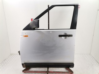 дверь передняя левая Land Rover Discovery 3 поколение 2006, 2.7 л., МКПП, внедорожник 5 дв., LR016463