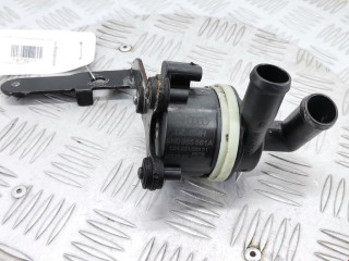 насос антифриза дополнительный Volkswagen Passat B6 2009, 2.0 л., МКПП, универсал, 5N0965561A