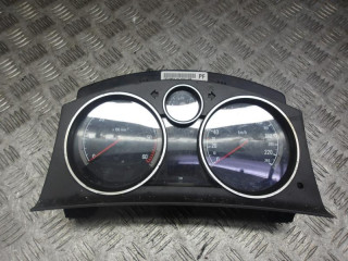 щиток приборов (приборная панель) Opel Astra H 2005, 1.9 л., МКПП, универсал, 13216684