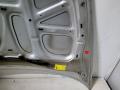 капот Volvo V50 1 поколение 2005, 2.0 л., D 4204 T, дизель, 6МКПП, серебристый, универсал, передний привод - фото №7