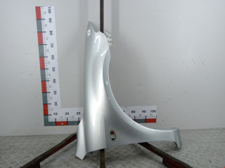 крыло переднее правое Mazda 6 GG 2002, 2.0 л., МКПП, хетчбэк 5 дв., GJ6A52111E
