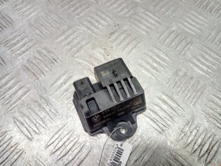 реле накала свечей BMW 5 серия F07/F10/F11 2011, 2.0 л., АКПП, седан, 12218570087