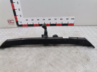 прицепное устройство (фаркоп) Ford Focus 2 поколение 2005, 1.6 л., МКПП, универсал, 1730076