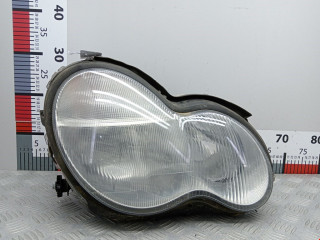 фара правая Mercedes-Benz C-Класс W203/S203/CL203 2001, 2.2 л., АКПП, седан, A2038201261
