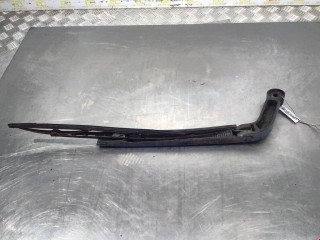 щеткодержатель задний Land Rover Discovery 3 поколение 2006, 2.7 л., АКПП, внедорожник 5 дв., DKB500690