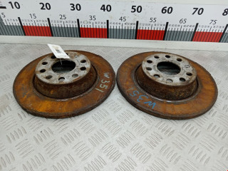 диск тормозной задний Volkswagen Passat B7 2011, 2.0 л., АКПП, седан, 5Q0615601G