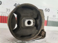 подушка крепления двигателя Volkswagen Golf 2 поколение 1987, 1.8 л., МКПП, хетчбэк 5 дв., 191199262A - фото №2