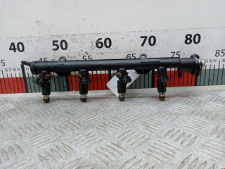 форсунка Volkswagen Polo 3 поколение 1997, 1.0 л., МКПП, хетчбэк 5 дв., 030906031E