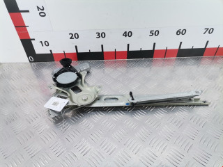 стеклоподъемник электрический передний правый Toyota Prius 3 поколение 2009, 1.8 л., АКПП, хетчбэк 5 дв., 6980152070