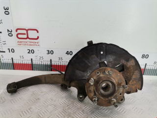 ступица передняя левая Mazda 6 GG 2002, 1.8 л., МКПП, универсал, GJ6A33030