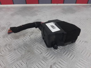 блок предохранителей Audi A8 D3/4E 2003, 3.7 л., АКПП, седан, 8D1941824