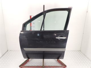 дверь передняя левая Renault Scenic 2 поколение [рестайлинг] 2007, 1.5 л., МКПП, минивэн, 801015506R
