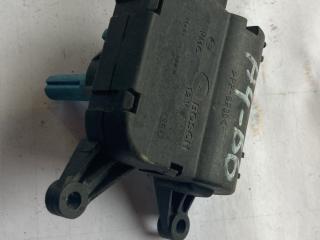 моторчик заслонки печки Audi A4 B6 2003, 1.6 л., бензин, МКПП, седан, 8E2820511D, 0132801309