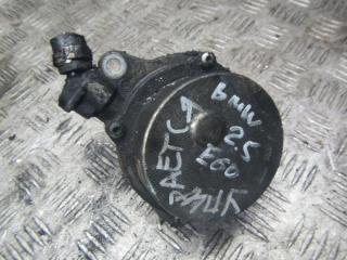 насос вакуумный BMW 5 серия E60/E61 2005, 2.5 л., 7791232