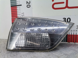 фонарь крышки багажника левый Mitsubishi Outlander 2 поколение 2008, 2.4 л., АКПП, внедорожник 5 дв., 8331A005