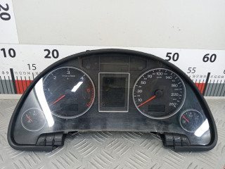 щиток приборов (приборная панель) Audi A4 B7 2004, 2.5 л., вариатор, универсал, 8E0920931B
