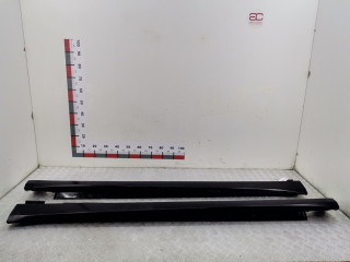накладка на порог внутренняя Mercedes-Benz M-Класс W164 2007, 3.0 л., АКПП, внедорожник 5 дв., A1646900740