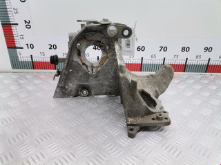 кронштейн ТНВД Suzuki SX4 1 поколение 2011, 2.0 л., МКПП, хетчбэк 5 дв., 55226627