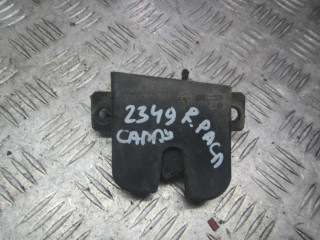 замок двери задней правой Volkswagen Caddy 3 поколение 2008, 1.9 л., МКПП, минивэн, 2K0827506A
