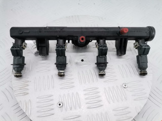 форсунка Volkswagen Lupo 6X 2002, 1.0 л., МКПП, хетчбэк 3 дв., 030906031J
