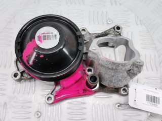 помпа BMW 2013, 2.0 л., АКПП, седан, 11518516204