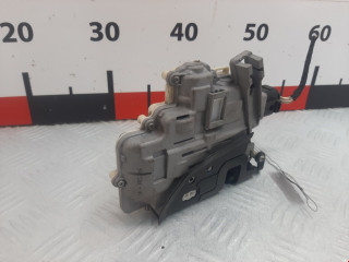 замок двери передней левой Volkswagen Passat B6 2005, 2.0 л., МКПП, седан, 3C2837015A