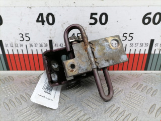 петля двери Audi A4 B5 1997, 1.6 л., МКПП, седан, 8D0831412F