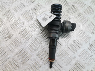 форсунка Skoda Octavia 2 поколение (A5) 2005, 1.9 л., МКПП, хетчбэк 5 дв., 038130073AG