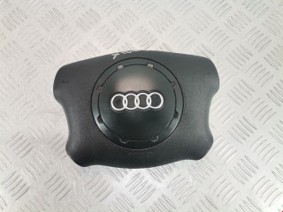 подушка безопасности водителя Audi A3 8L 2000, 1.6 л., МКПП, хетчбэк 3 дв., 8L0880201BAQ4