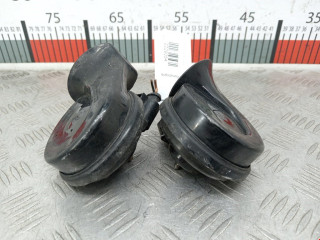 сигнал (клаксон) Audi A4 B6 2004, 4.2 л., АКПП, кабриолет, 8D0951223A