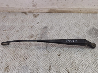 щеткодержатель (поводок стеклоочистителя, дворник) Volkswagen Fox 2 поколение 2007, 1.2 л., бензин, МКПП, хетчбэк 5 дв., 5Z0955409A