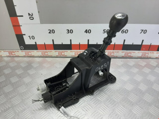 кулиса Renault Megane 3 поколение 2010, 1.5 л., МКПП, хетчбэк 5 дв., 8201062921