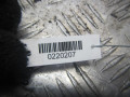 подушка крепления двигателя Volkswagen Passat B5 1999, 8D0199379J - фото №5