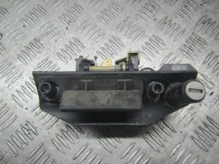 ручка крышки багажника Volkswagen Transporter T4 1995, 1.9 л., МКПП, микроавтобус, 701829239E