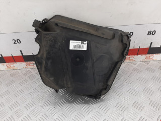 корпус воздушного фильтра BMW 7 серия F01/F02 2012, 3.0 л., АКПП, седан, 13718507565