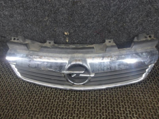 решетка радиатора Opel Zafira 2 поколение (B) 2006, 1.9 л., МКПП, минивэн, 13136136
