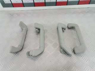 ручка внутренняя потолочная Volkswagen Touareg 2 поколение 2012, 3.6 л., АКПП, внедорожник 5 дв., 7P0857607B