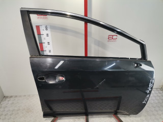 дверь передняя правая Toyota Avensis 3 поколение (T270) 2011, 2.0 л., МКПП, универсал, 6700105070