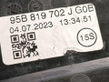 дефлектор обдува салона Porsche 2023, 2.0 л., бензин, АКПП, 95B819702J - фото №4